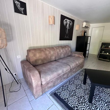 Lovina Chambre De Charme Avec Jaccuzi Velaux Zewnętrze zdjęcie