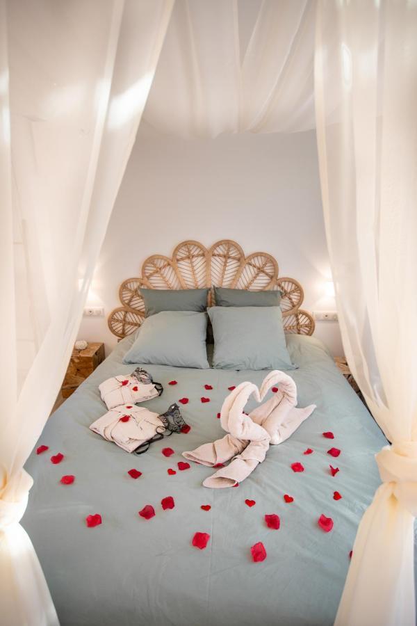 Lovina Chambre De Charme Avec Jaccuzi Velaux Zewnętrze zdjęcie