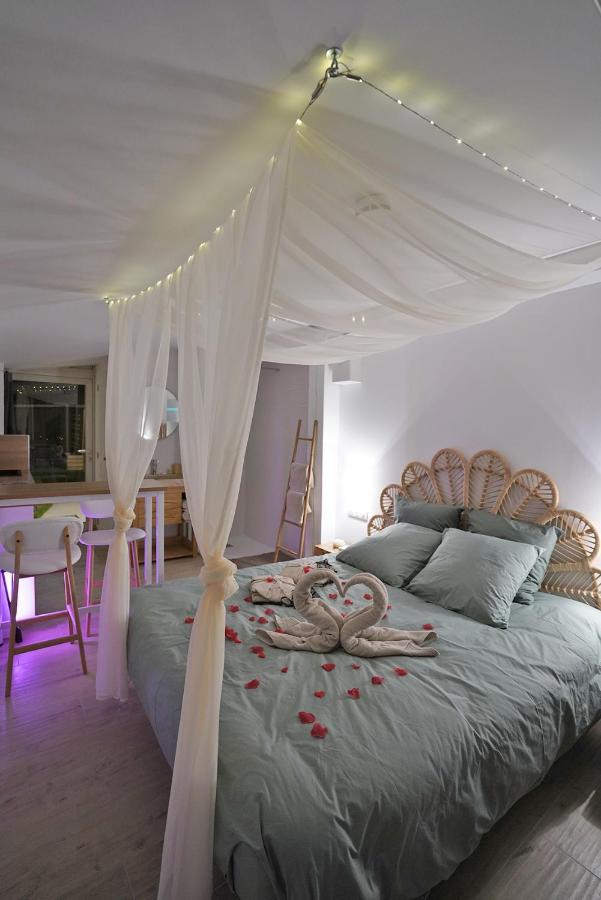 Lovina Chambre De Charme Avec Jaccuzi Velaux Zewnętrze zdjęcie