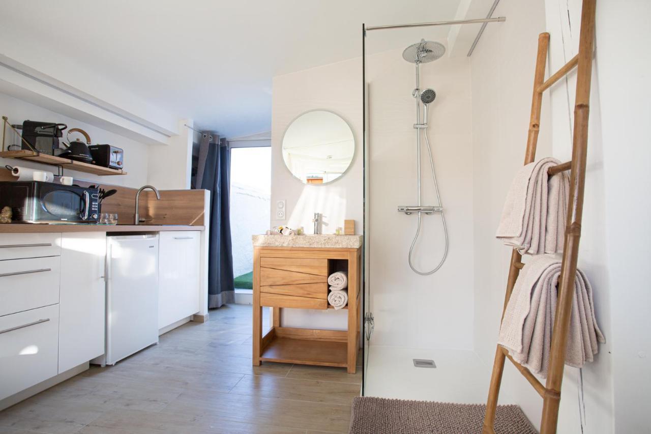 Lovina Chambre De Charme Avec Jaccuzi Velaux Zewnętrze zdjęcie